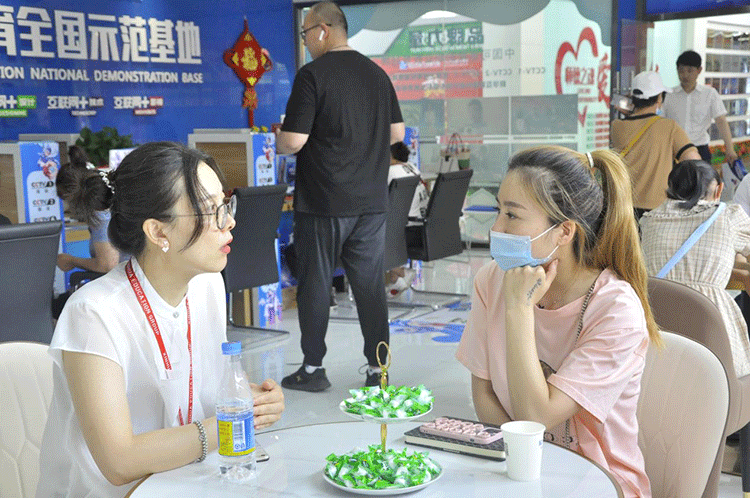 哈爾濱新華電腦學校