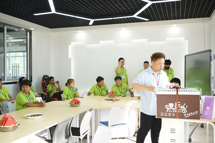 哈爾濱新華電腦學校