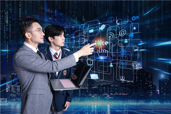 初中生學什么<a href=http://njxh.cn target=_blank class=infotextkey>專業</a>好，有發展前途？