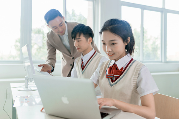 初中畢業招生學校