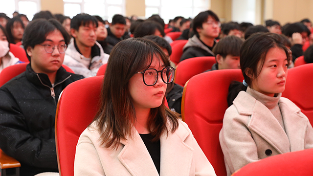 中專學計算機專業可以找什么工作 就業前景怎么樣？