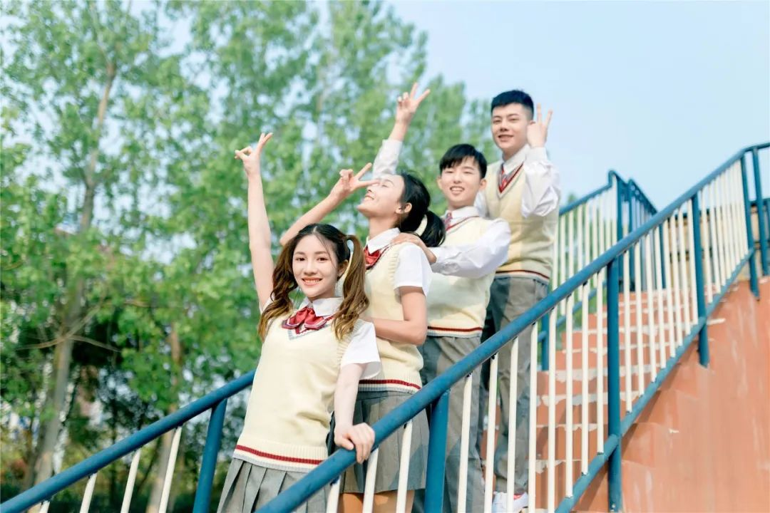 初高中生如果選擇走進(jìn)互聯(lián)網(wǎng)行業(yè)，這些技能值得考慮
