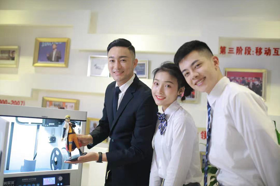 2024年高中畢業(yè)學什么技術(shù)就業(yè)前景好、畢業(yè)薪酬高、還能升學?