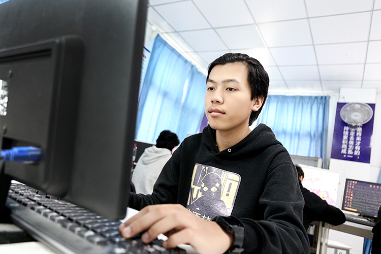 圖六、胡海博文備戰全國賽.jpg